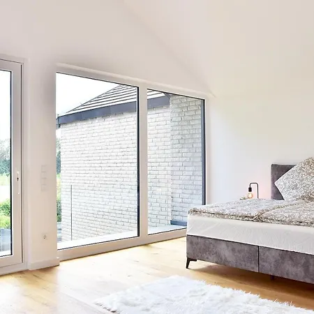 Generalsanierte In Top-lage Von Koeln! Villa