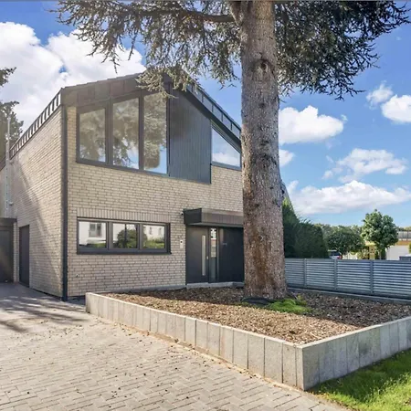 Generalsanierte In Top-lage Von Koeln! Villa